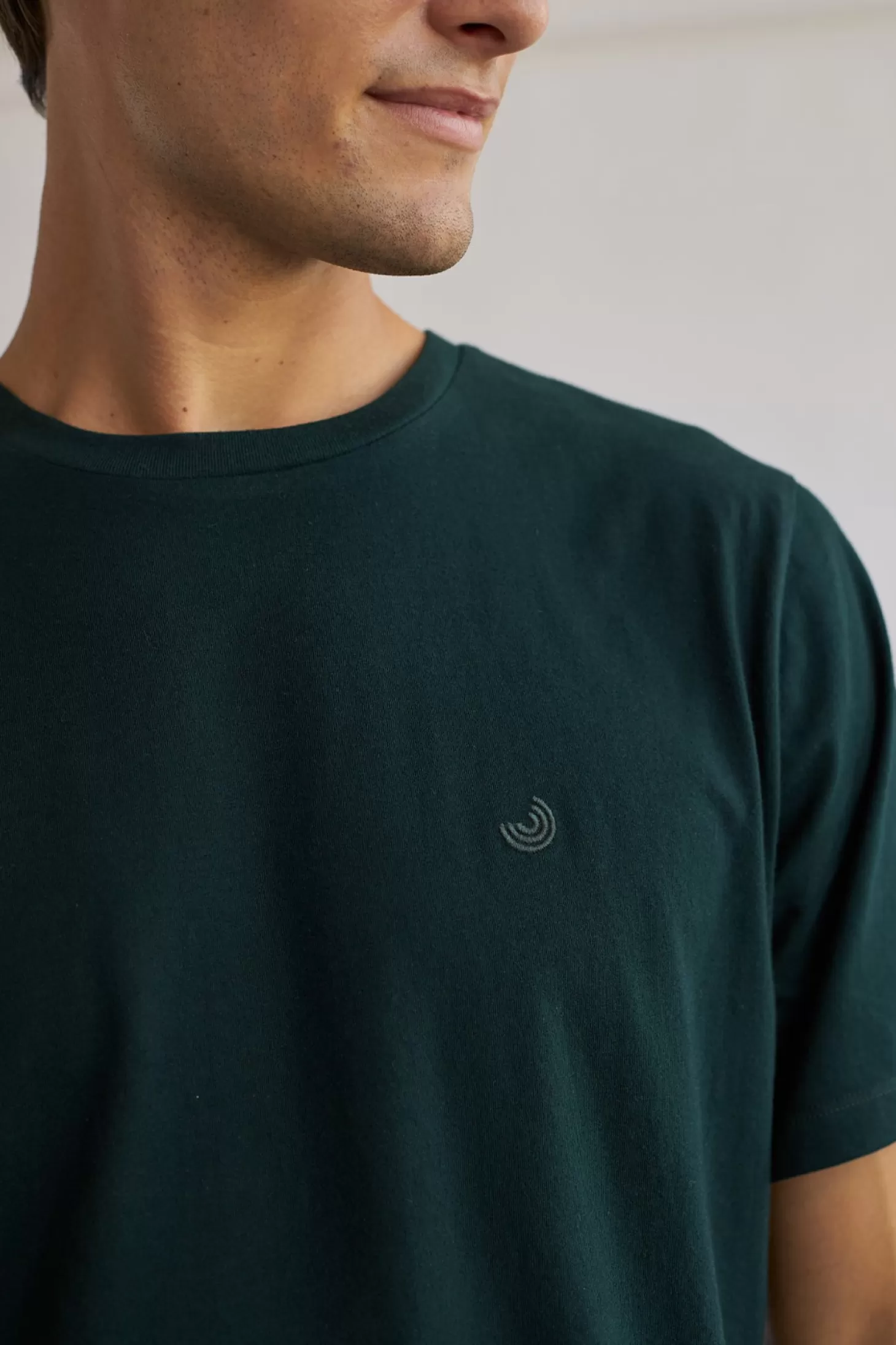 Fashion Twothirds The Organic Cotton Tee-Dark Green