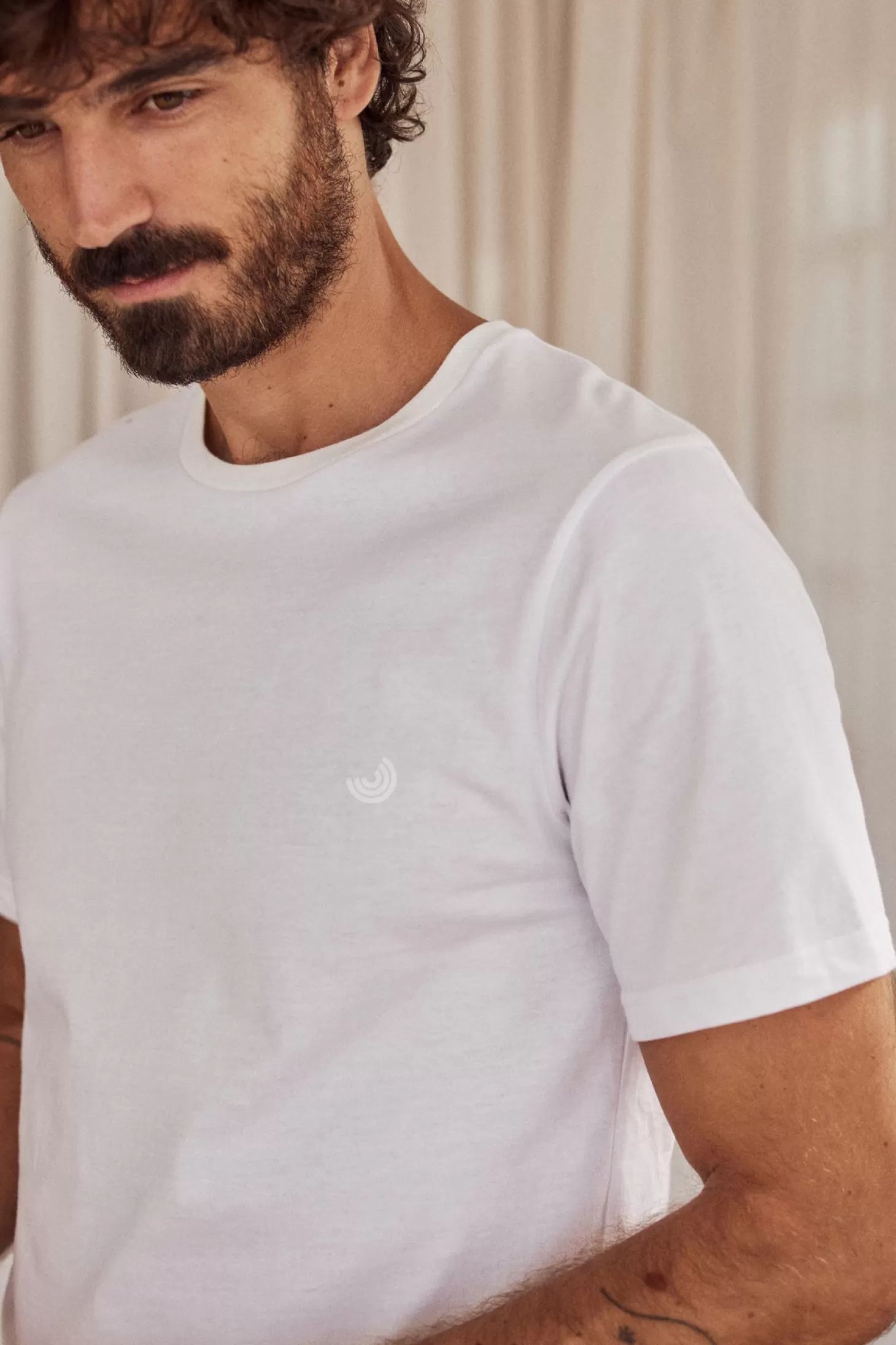 Discount Twothirds The Organic Cotton Tee-White